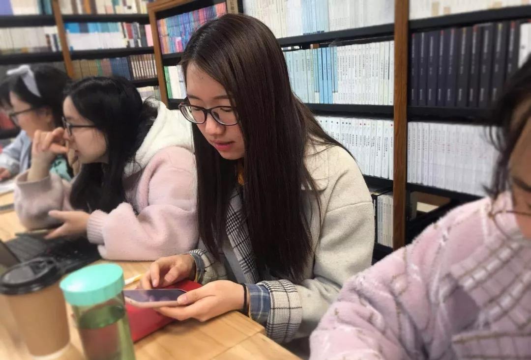 20190415xueshu4.jpg 20190415xueshu4.jpg