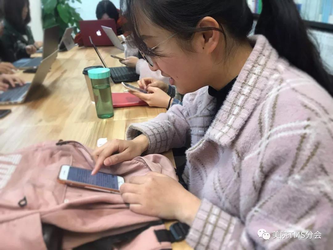 20190415xueshu5.jpg 20190415xueshu5.jpg